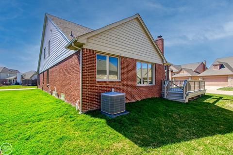 52411 Westcreek, Macomb, MI 48042 photo 40