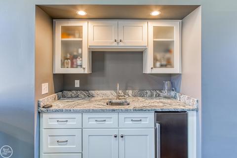 52411 Westcreek, Macomb, MI 48042 photo 14