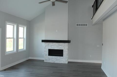 39211 Chart, Harrison Township, MI 48045 photo 4