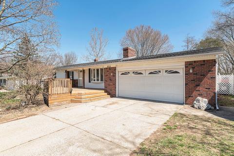 8596 Gallant Fox Trl, Flushing, MI 48433 photo 1