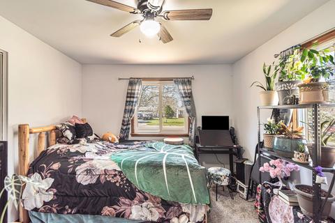 8596 Gallant Fox Trl, Flushing, MI 48433 photo 13