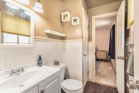 8596 Gallant Fox Trl, Flushing, MI 48433 photo 11
