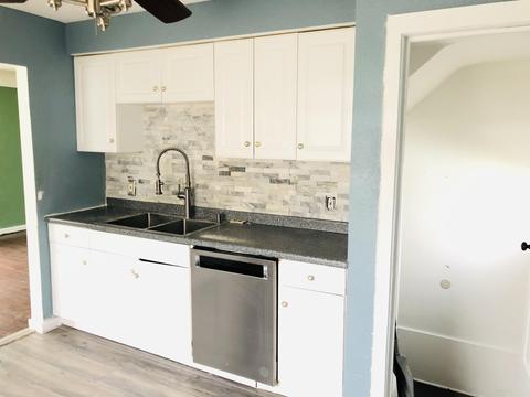 3901 Clairmont, Flint, MI 48532 photo 8