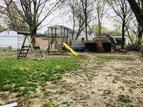 3901 Clairmont, Flint, MI 48532 photo 2