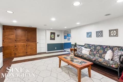 617 Rivard, Grosse Pointe, MI 48230 photo 34