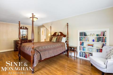 617 Rivard, Grosse Pointe, MI 48230 photo 30
