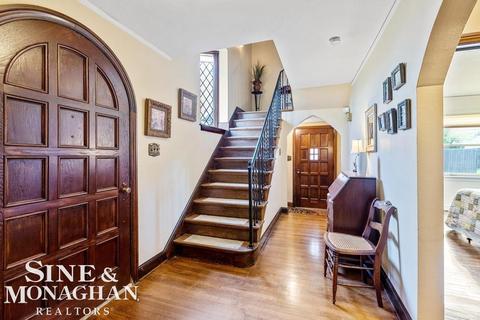 617 Rivard, Grosse Pointe, MI 48230 photo 5