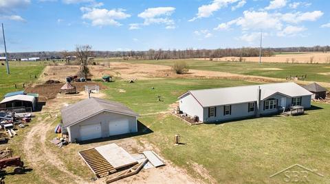 1864 S Bard Rd, Gladwin, MI 48624 photo 4