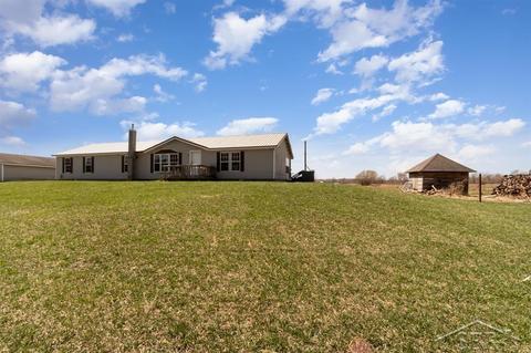 1864 S Bard Rd, Gladwin, MI 48624