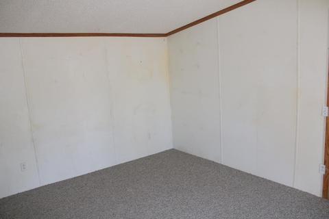 4255 Jeffery Rd, Harrison, MI 48625 photo 9