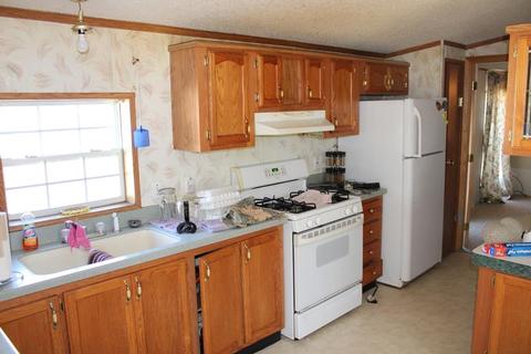 4255 Jeffery Rd, Harrison, MI 48625 photo 3