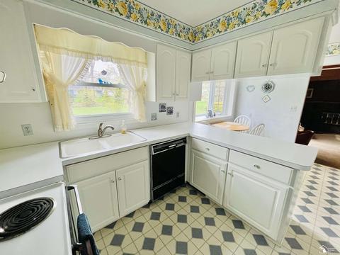1525 Arbor, Monroe, MI 48162 photo 7