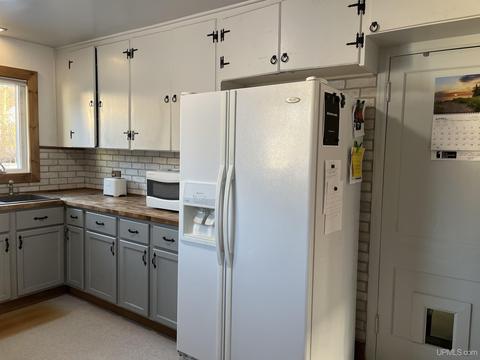 100 Marble, Ishpeming, MI 49849 photo 4