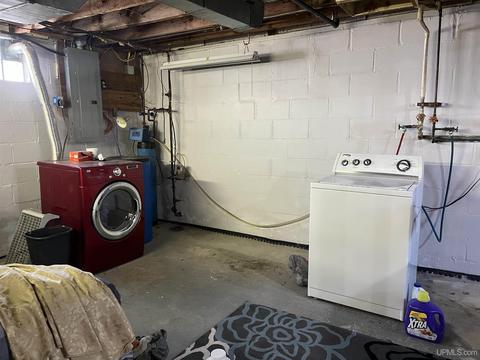 100 Marble, Ishpeming, MI 49849 photo 44