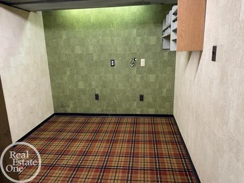 30521 Eiffel, Warren, MI 48088 photo 33