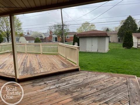 30521 Eiffel, Warren, MI 48088 photo 16