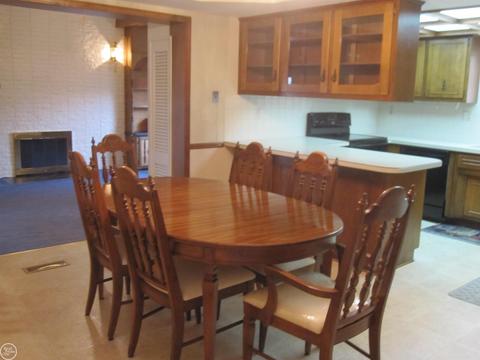 30521 Eiffel, Warren, MI 48088 photo 6