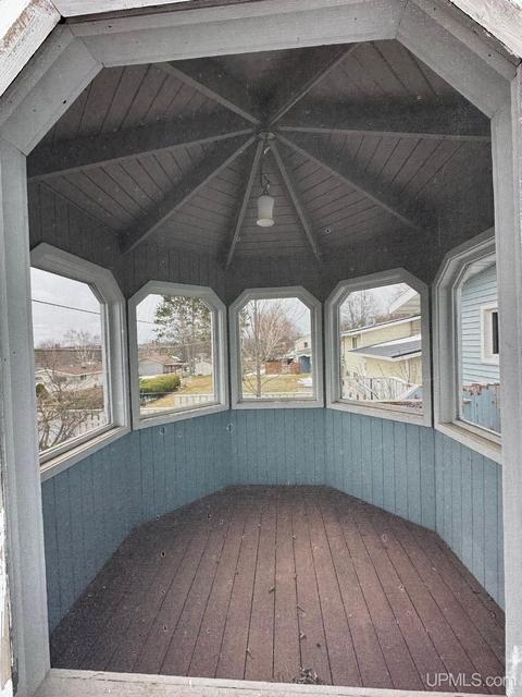 155 S Rose, Ishpeming, MI 49849 photo 62