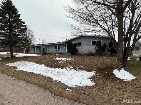 155 S Rose, Ishpeming, MI 49849 photo 77
