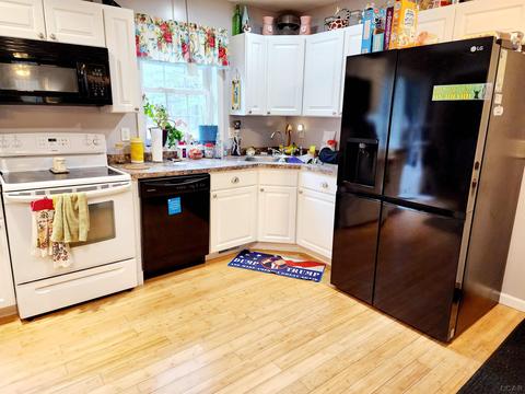 6710 Pineview Ln, Harrison, MI 48625 photo 8
