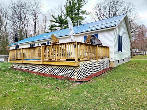 6710 Pineview Ln, Harrison, MI 48625 photo 23