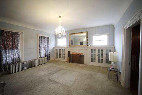 1110 N Linden, Flint, MI 48532 photo 7