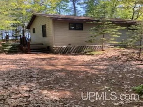 W3952 Squaw, Big Bay, MI 49808