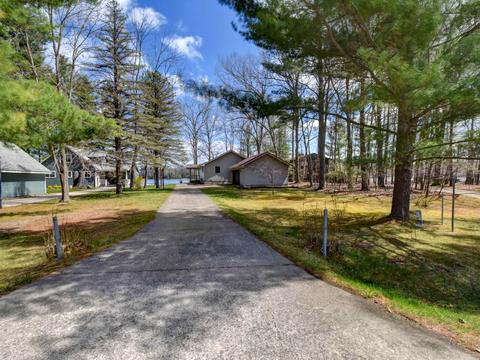 4790 Queens Ct, Gladwin, MI 48624 photo 5