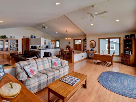 4790 Queens Ct, Gladwin, MI 48624 photo 35