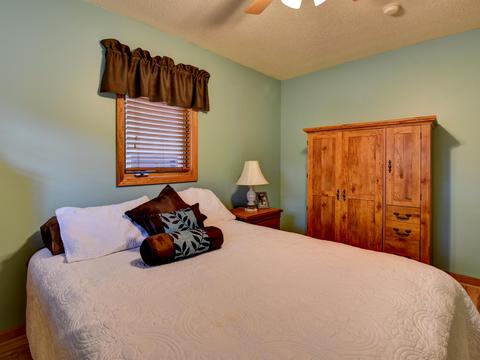 4790 Queens Ct, Gladwin, MI 48624 photo 59