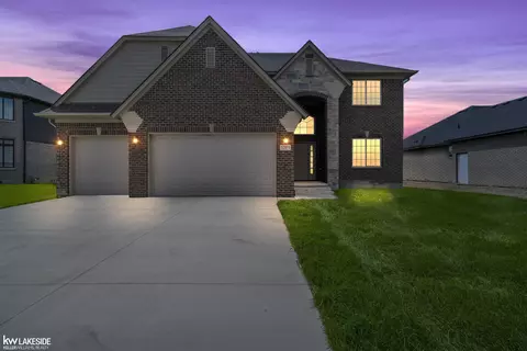 52875 Char Marie #4, Macomb, MI 48042