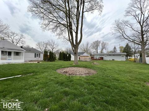 829 Exchange St, Owosso, MI 48867 photo 32