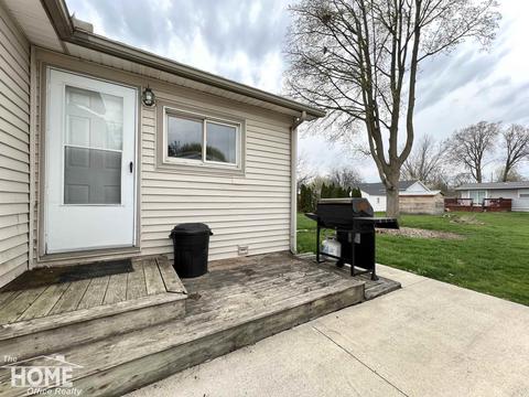 829 Exchange St, Owosso, MI 48867 photo 31