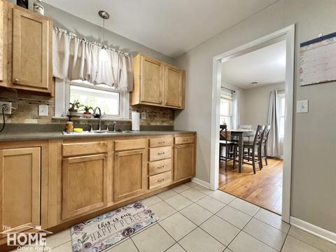 829 Exchange St, Owosso, MI 48867 photo 14