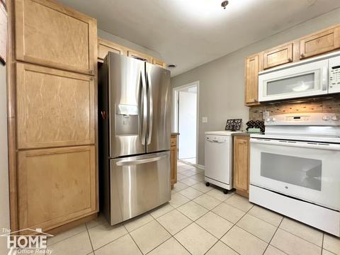 829 Exchange St, Owosso, MI 48867 photo 13
