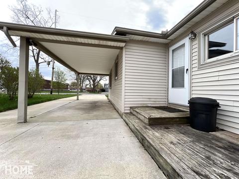 829 Exchange St, Owosso, MI 48867 photo 41