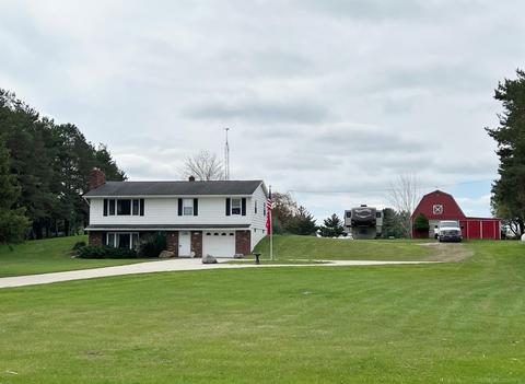 4394 Deckerville Rd, Deckerville, MI 48427 photo 1