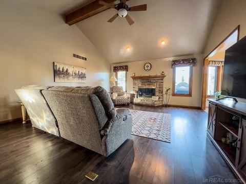 53379 Gregory Dr, Macomb, MI 48042 photo 14