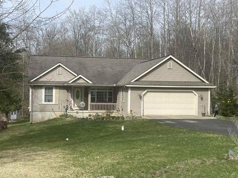 5655 Linksview Way, Gladwin, MI 48624
