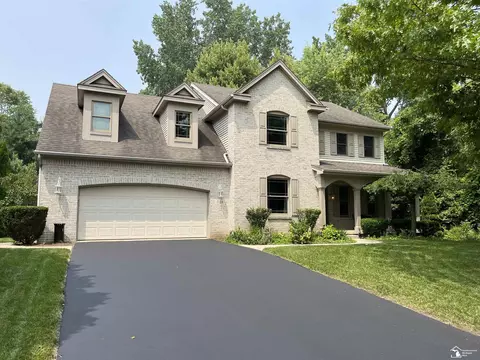 7128 Hidden, Lambertville, MI 48144