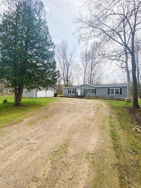 3550 E Curtis, Midland, MI 48642
