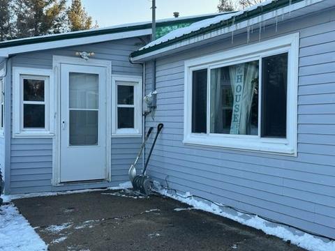 5083 Apache Trl, Harrison, MI 48625 photo 2