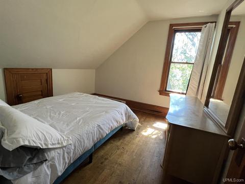 95 Third, Laurium, MI 49913 photo 30