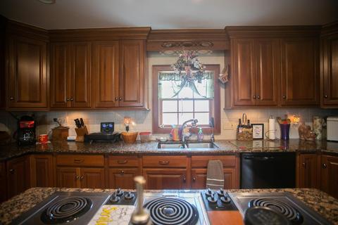 9429 S Vernon Rd, Bancroft, MI 48414 photo 4
