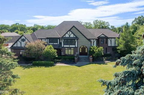 6310 County Line, Chesterfield, MI 48047