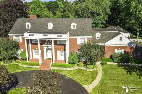 1045 Hollywood, Monroe, MI 48162