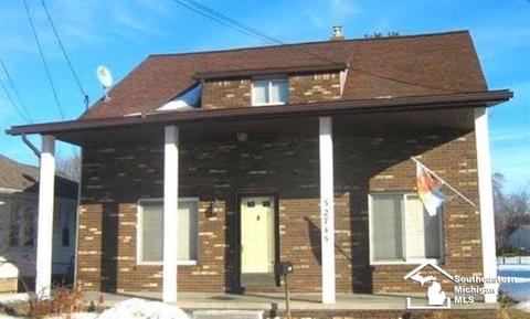 32745 Burton, Rockwood, MI 48173