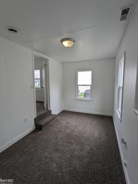 1015 Darling, Flint, MI 48532 photo 16