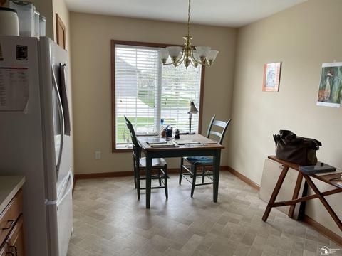 6830 Yorktown, Temperance, MI 48182 photo 10