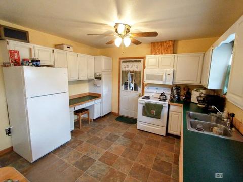 6565 Circle Dr, Harrison, MI 48625 photo 5